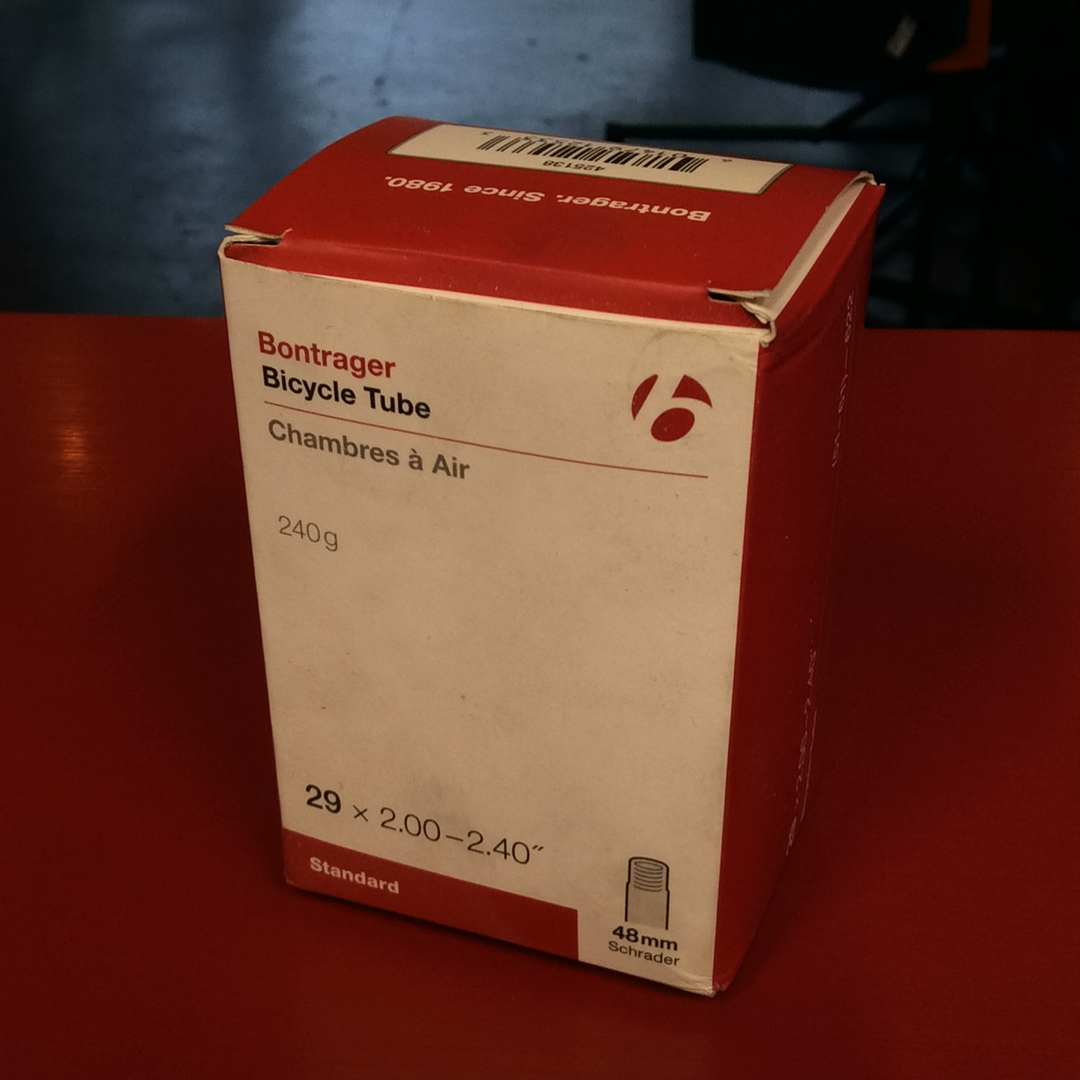 Bontrager bicycle tube 29x2.40 Schrader
